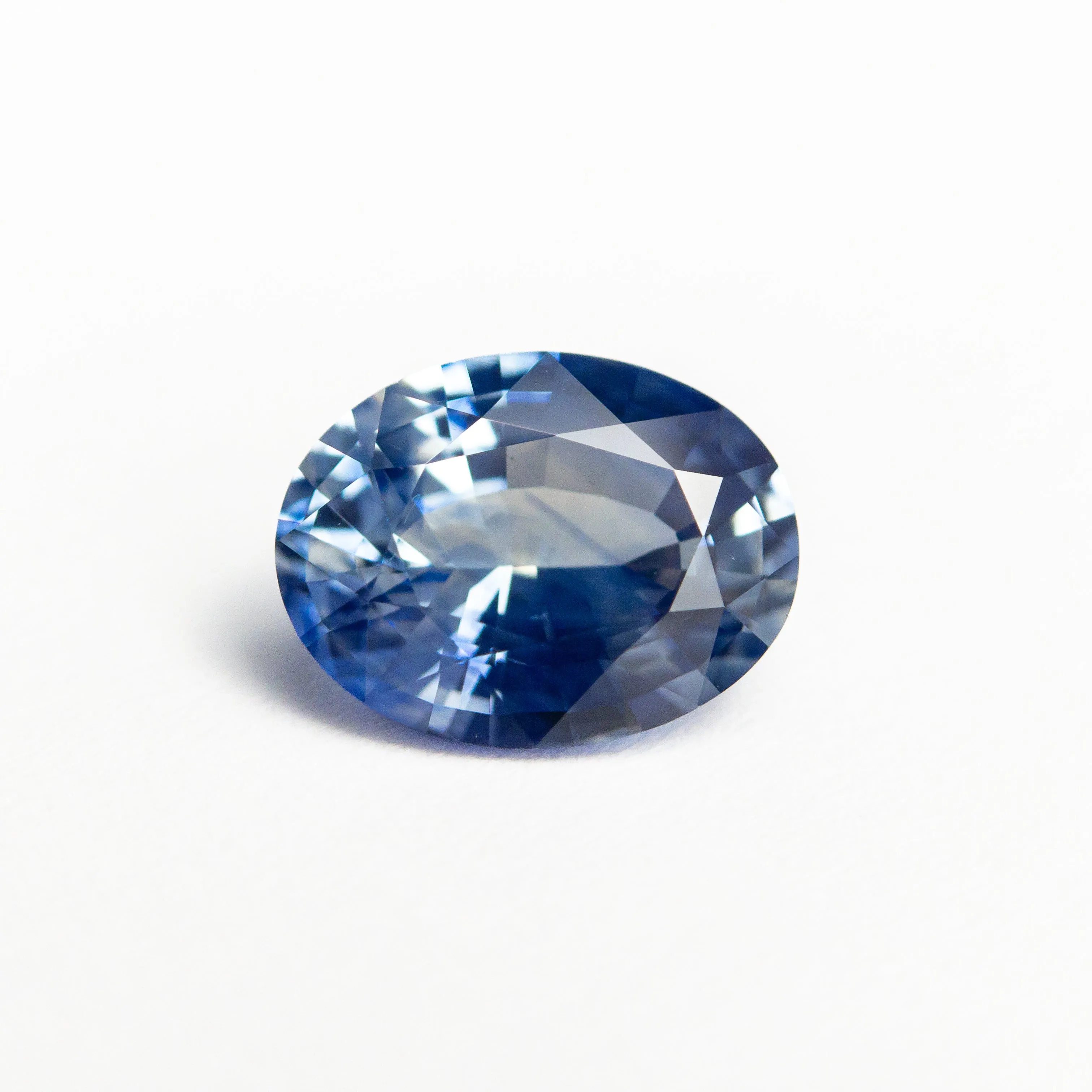 1.35ct 7.84x6.03x3.66mm Oval Brilliant Sapphire 22169-01