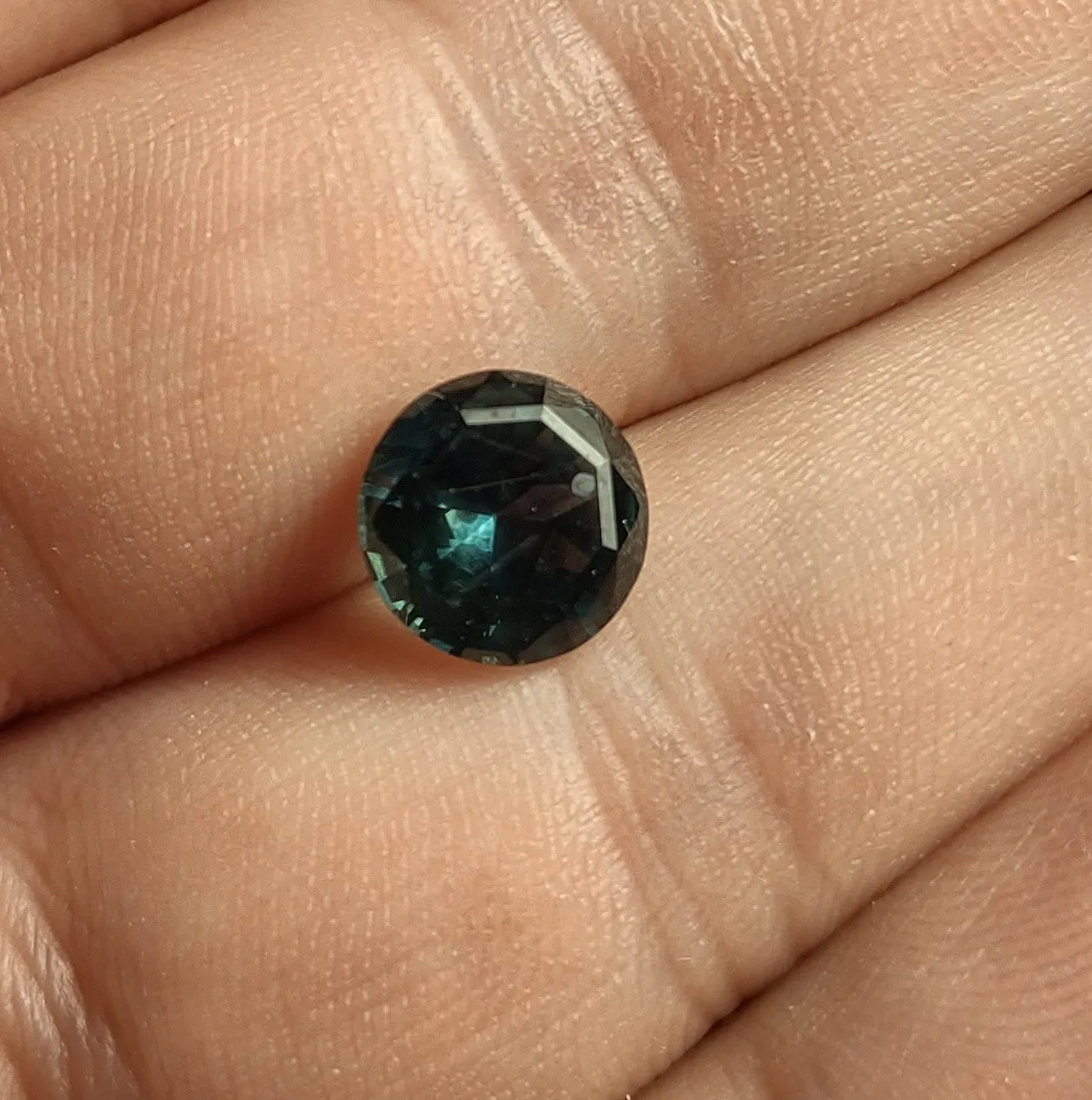 3.1 ct BEAUTIFUL DEEP BLUE GREEN HEATED MONTANA SAPPHIRE