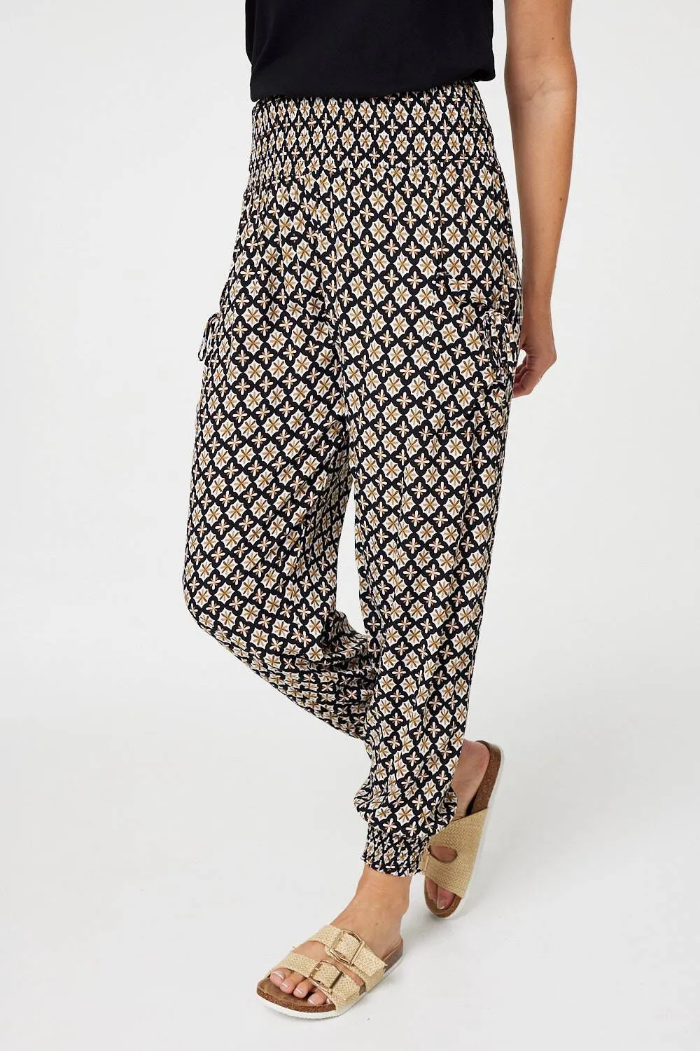 Izabel London – Mosaic Print Shirred Harem Pants