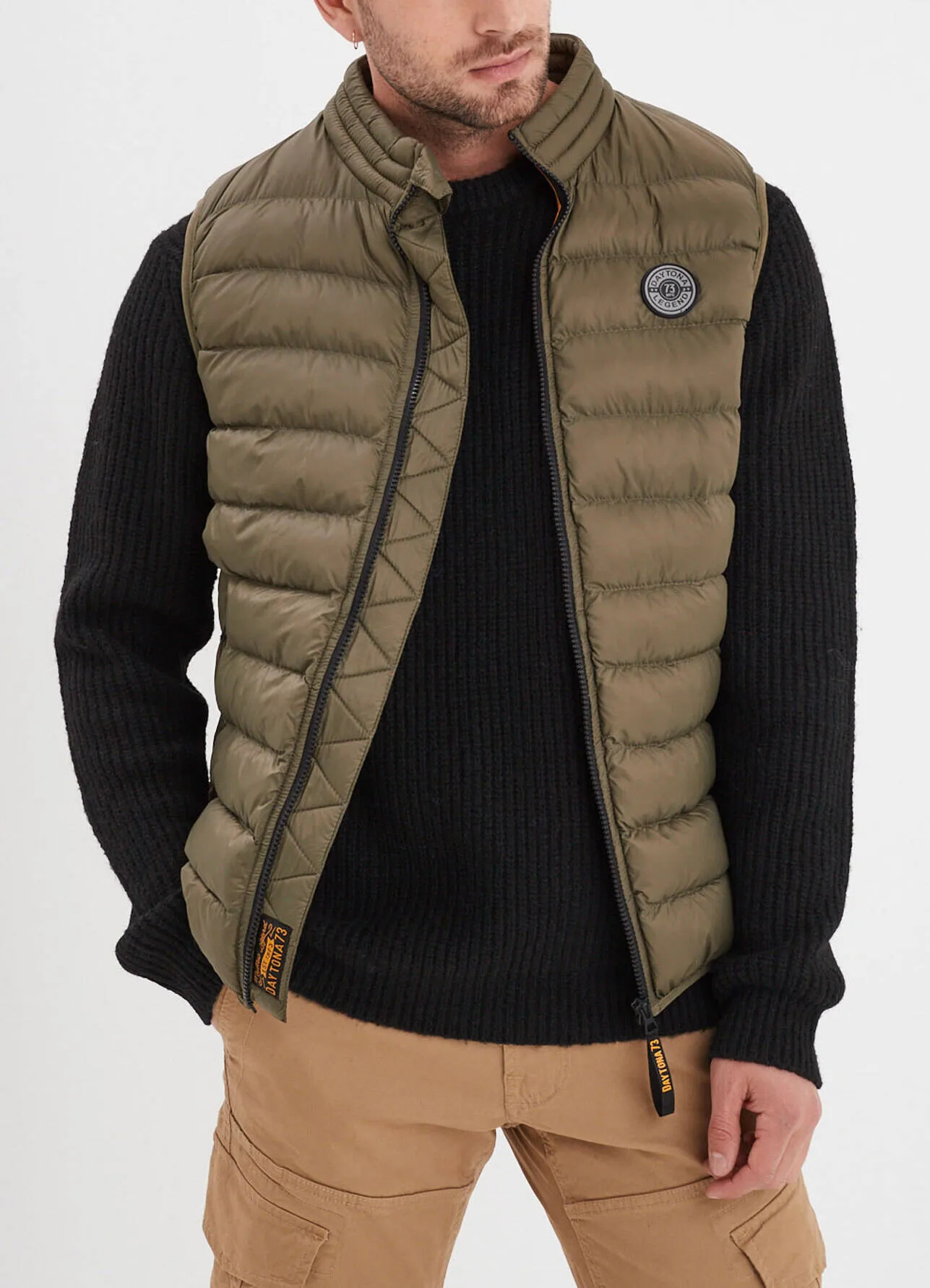 Khaki sleeveless down jacket “103101”