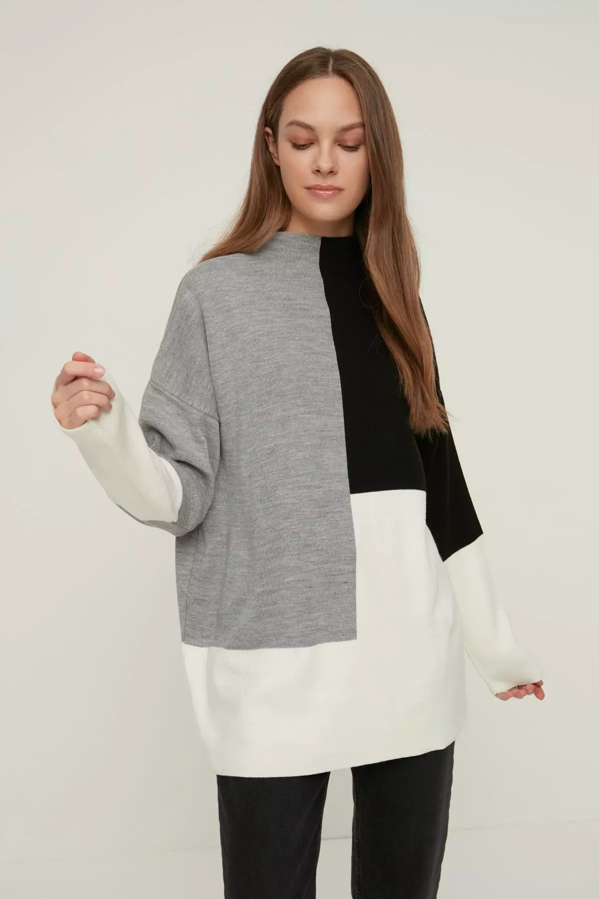 Trendyol Colour Block Knitted Sweater