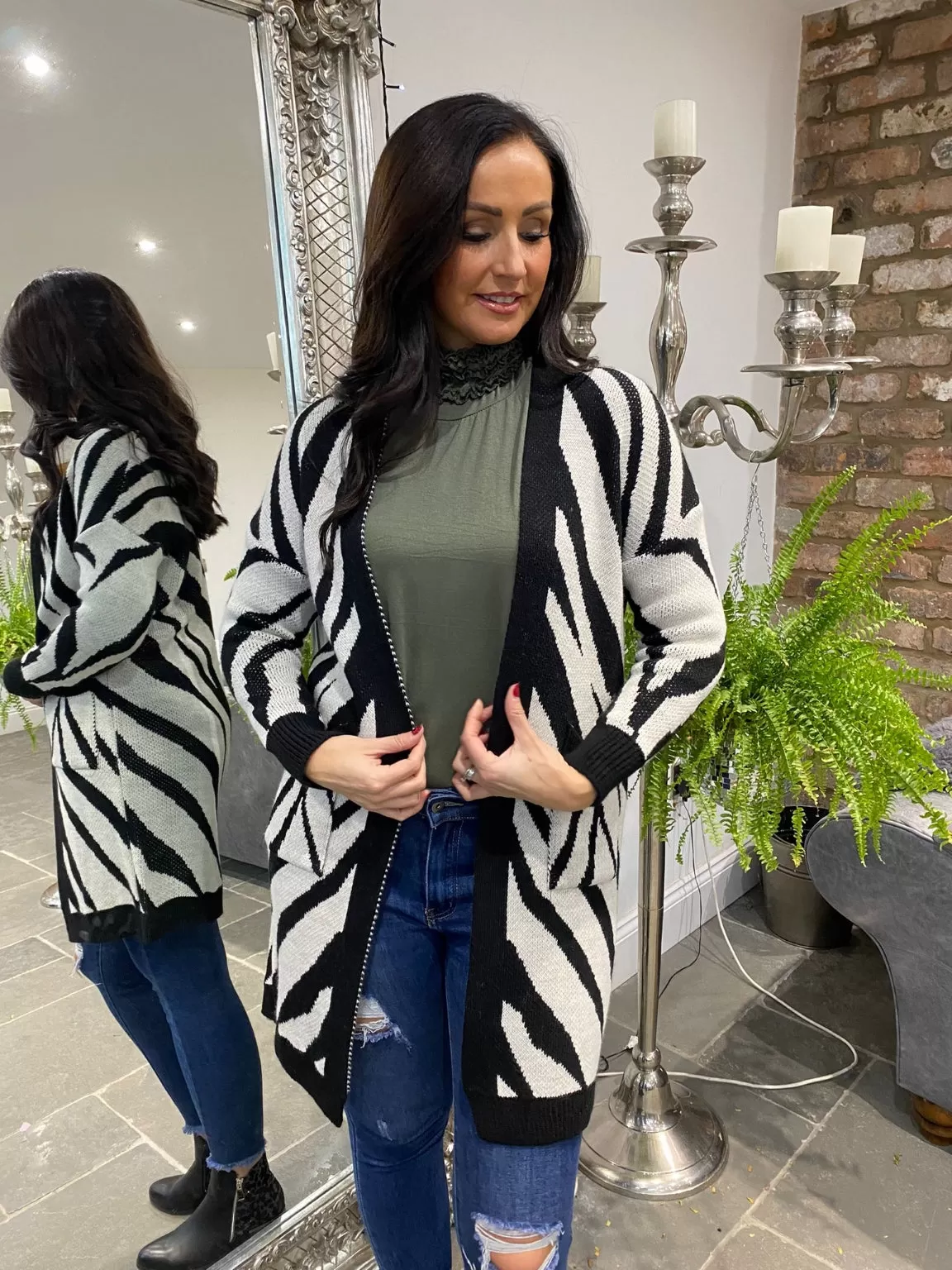 Zebra Two Pocket Cardigan Eran